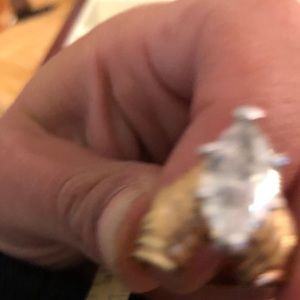 Gorgeous gold and diamond vintage ring